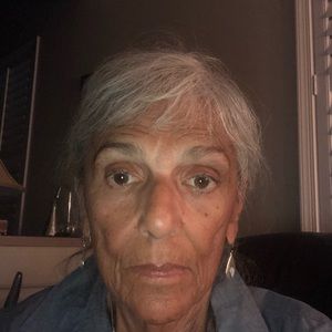 Meet your Posher, Sandy